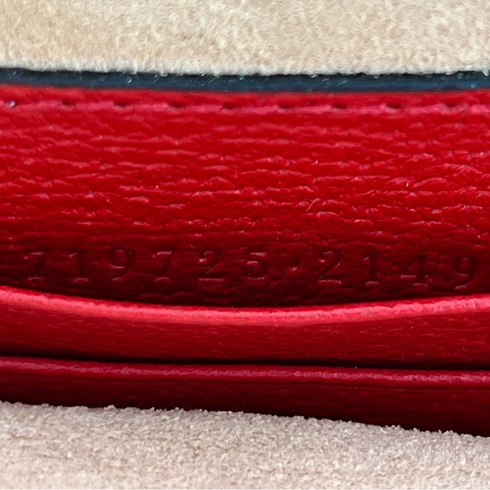 GUCCI Red Strawberry Crossbody Bag 719725 Gold Chain Fruit Pochette Mini Purse - Picture 15 of 16